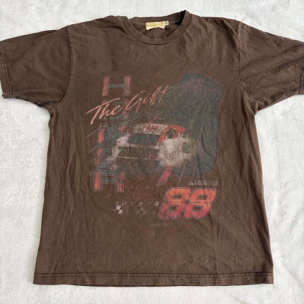 Yeezy Honor the Gift Streetwear Graphic Tee Men's M Casual Kanye Luxury Car